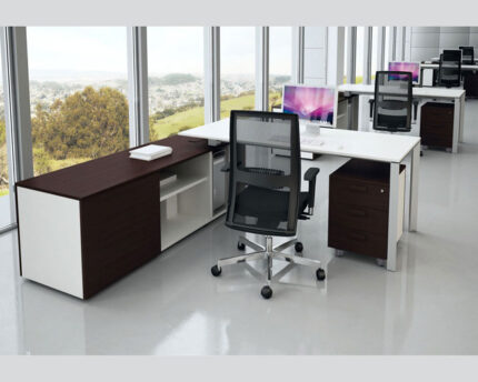 שולחן משרדי סול מעוצב