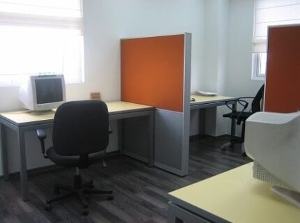 מחיצה למשרד בעובי 9.5