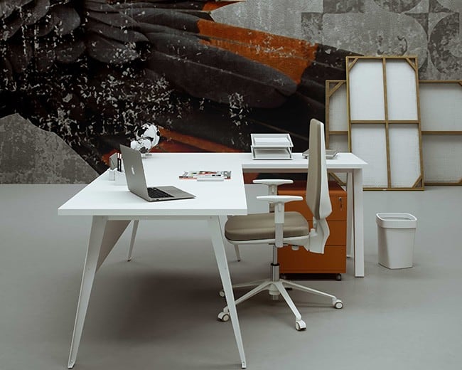 work_30.jpg שולחן למשרד דגם לוטוס מעוצב במראה מודרני